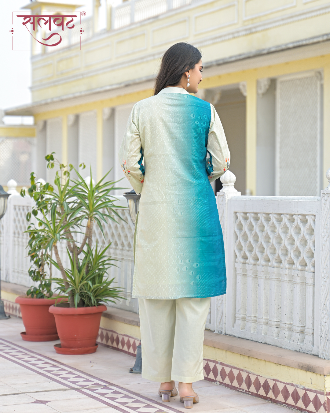 Cream & Turquoise Abstract Printed Kurta Set