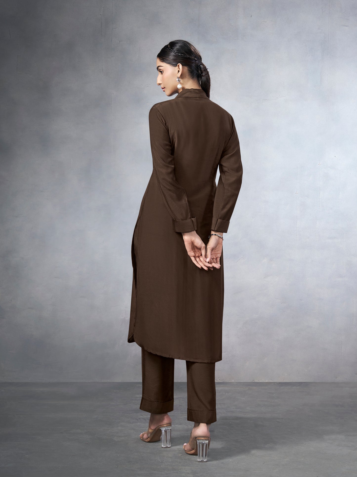 Brown co-ord set with a tie-neck detail