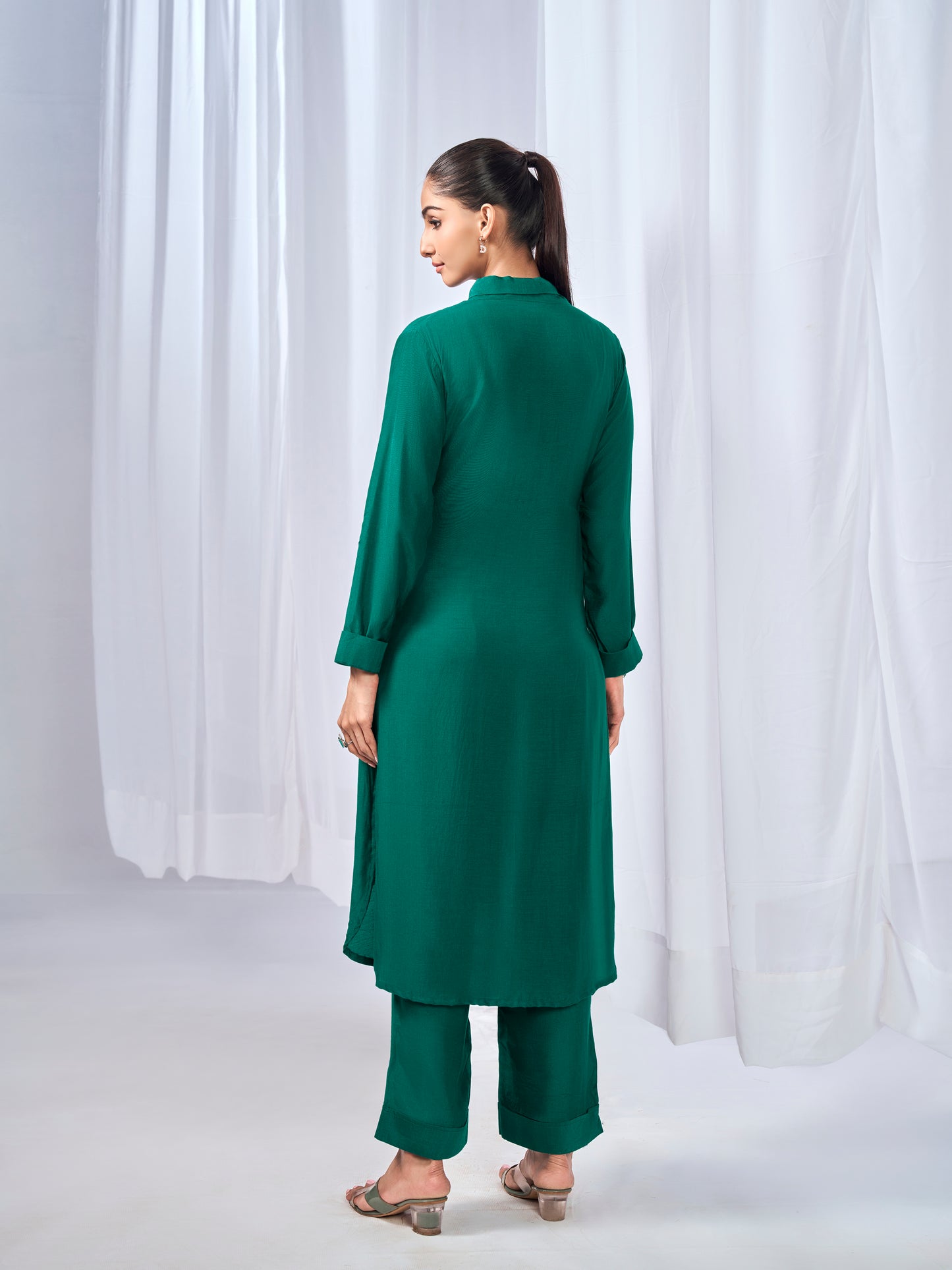 Green co-ord set with a tie-neck detail