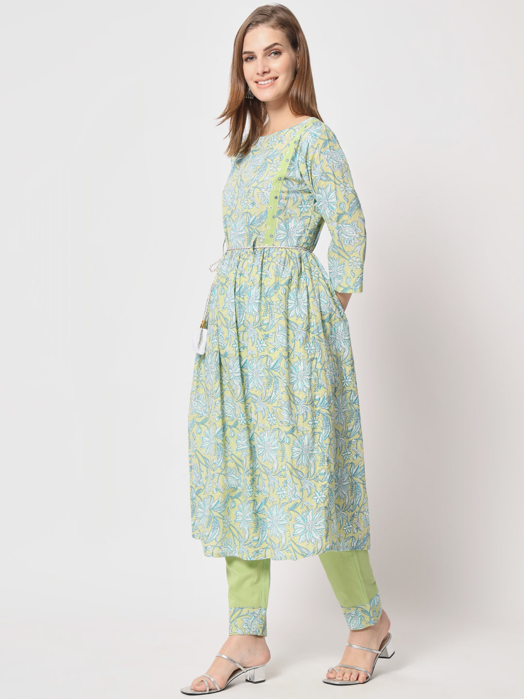 Easy, breezy and beautifully tailored- Green and blue printed kurta set with rope belt for everyday wear.