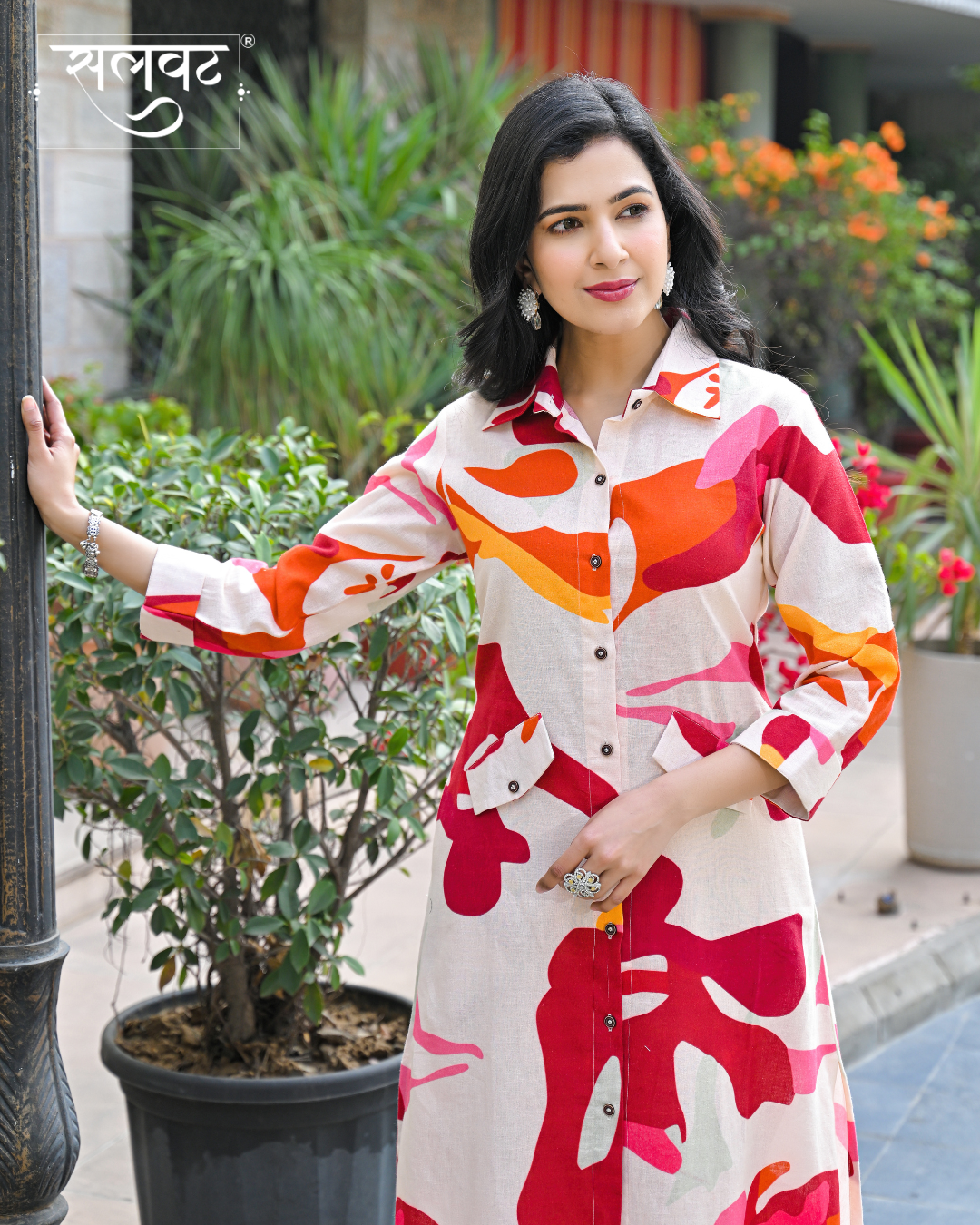 Light Beige Pink Wavy Abstract Printed Kurta Set