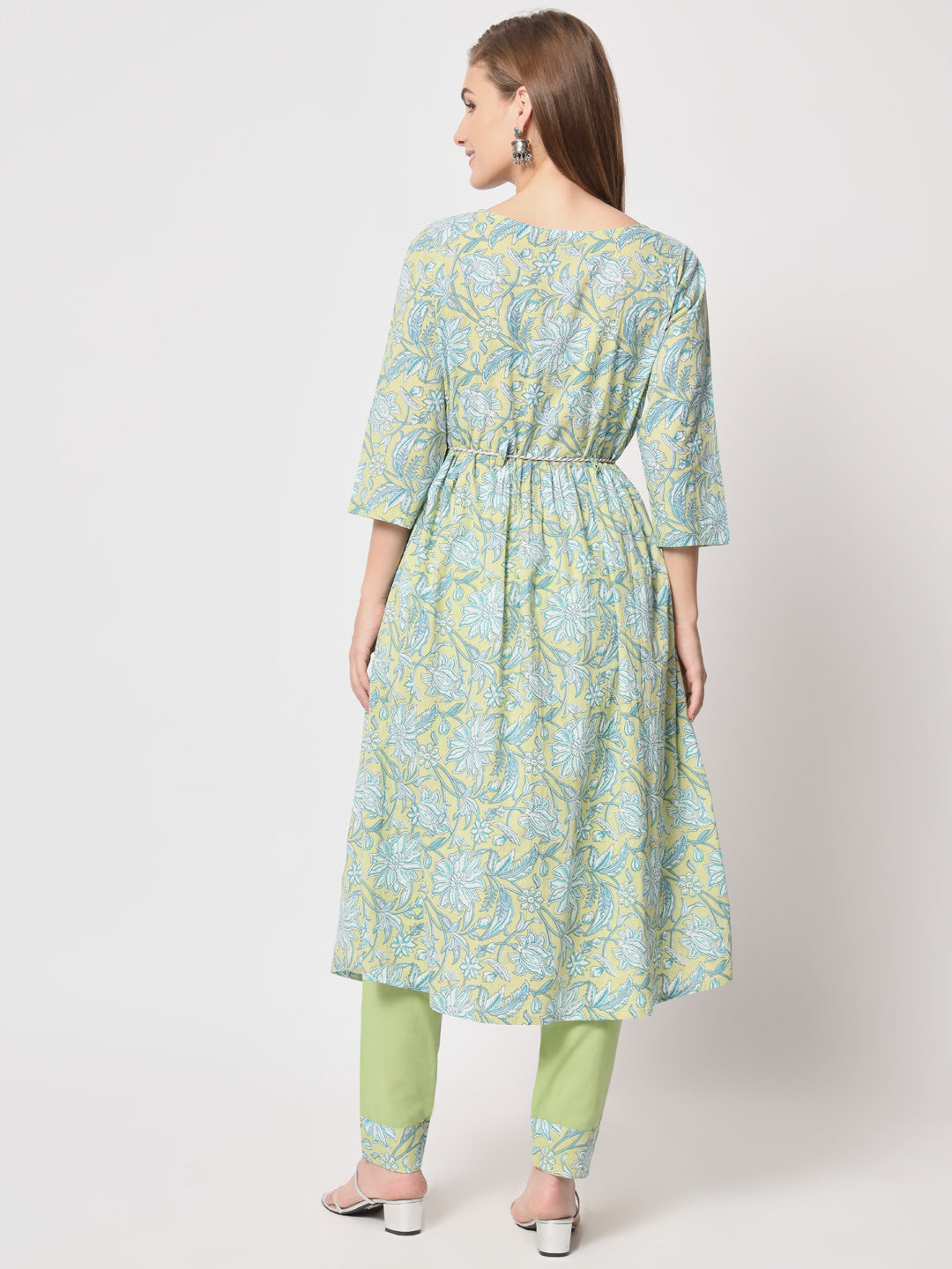 Easy, breezy and beautifully tailored- Green and blue printed kurta set with rope belt for everyday wear.