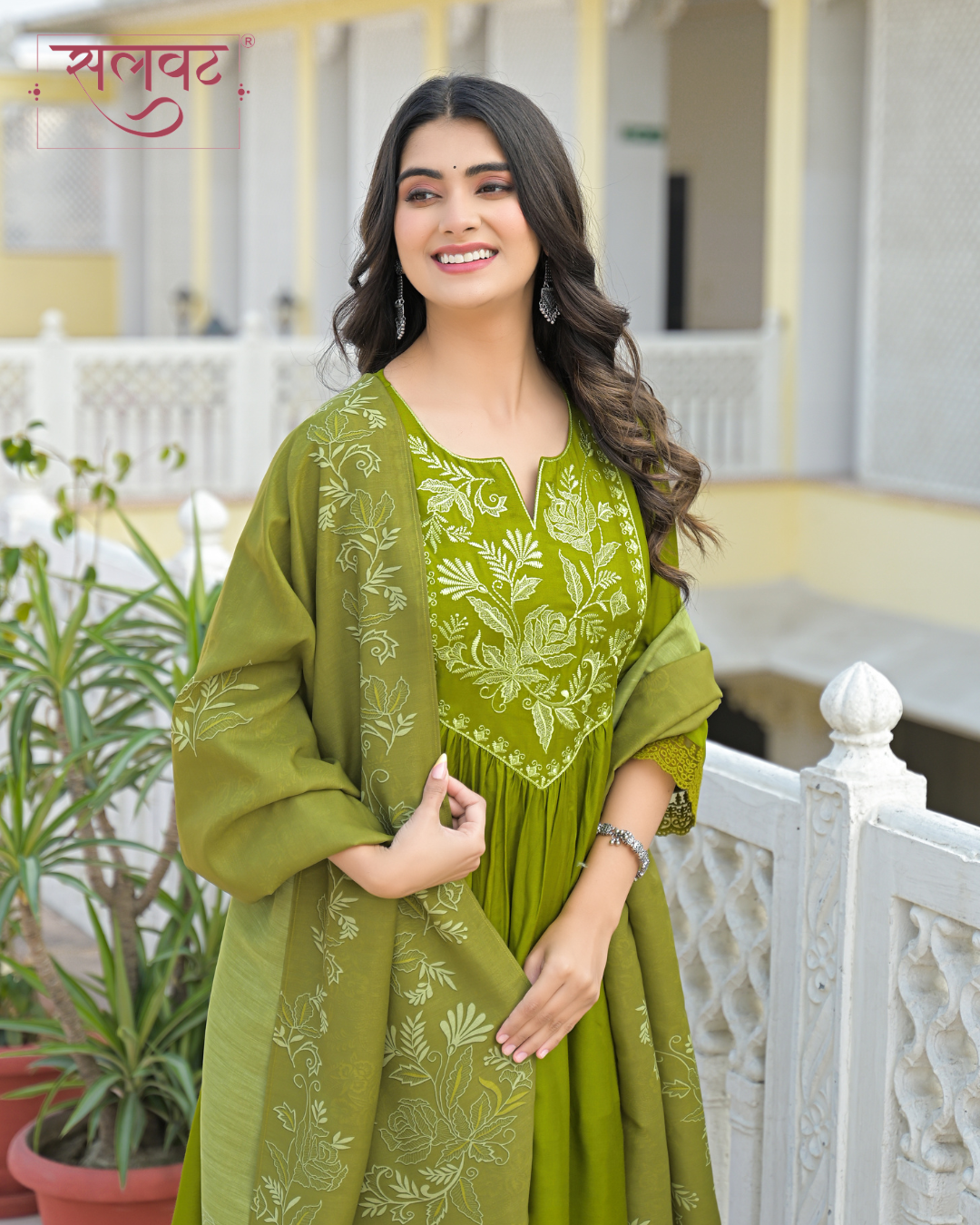 Henna Green Muslin Thread & Zari Embroidered Kurta Set With Printed Dupatta