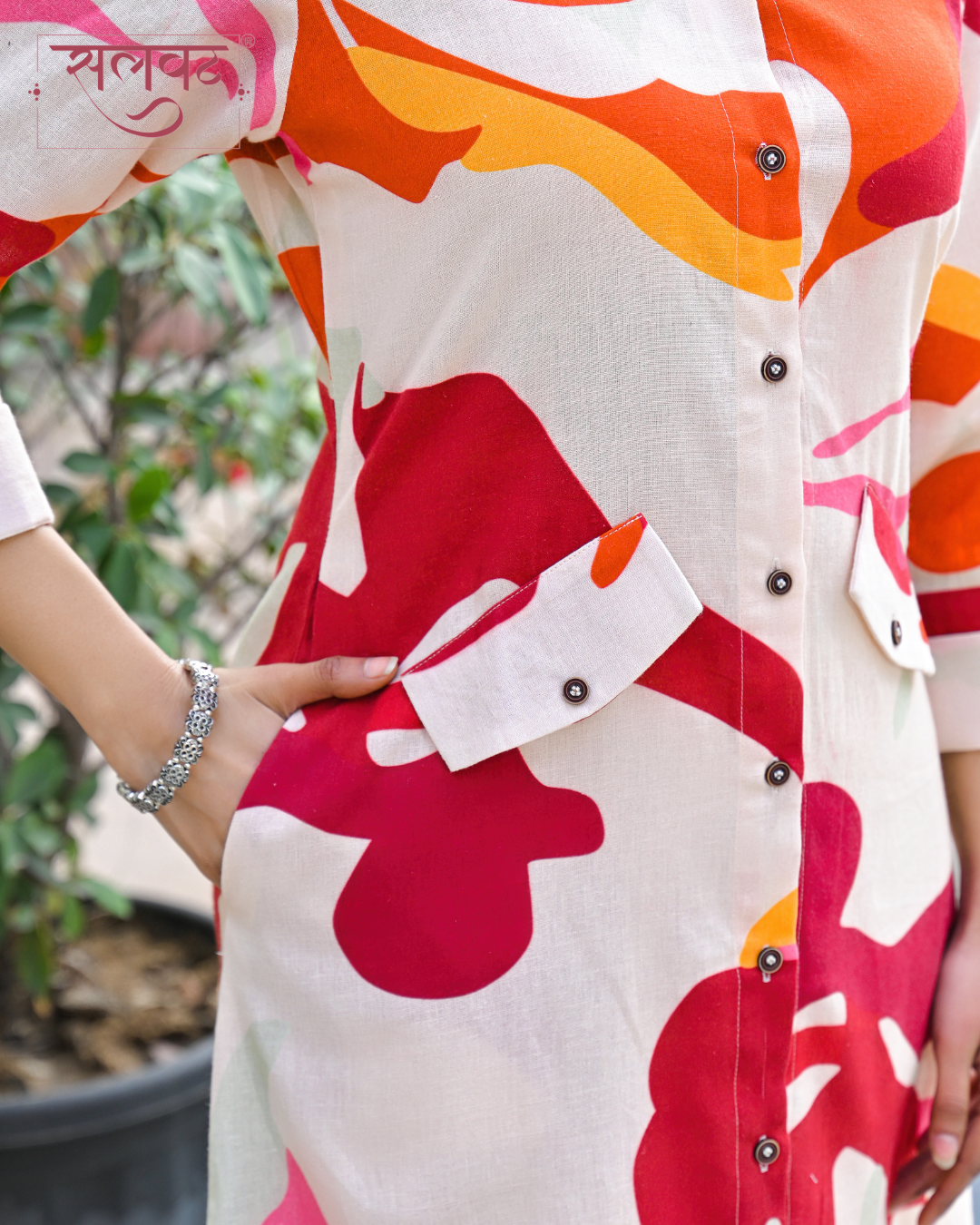 Light Beige Pink Wavy Abstract Printed Kurta Set
