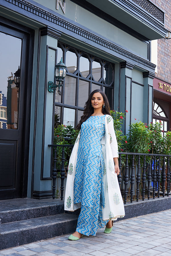 Blue Shrug Set from Salwat