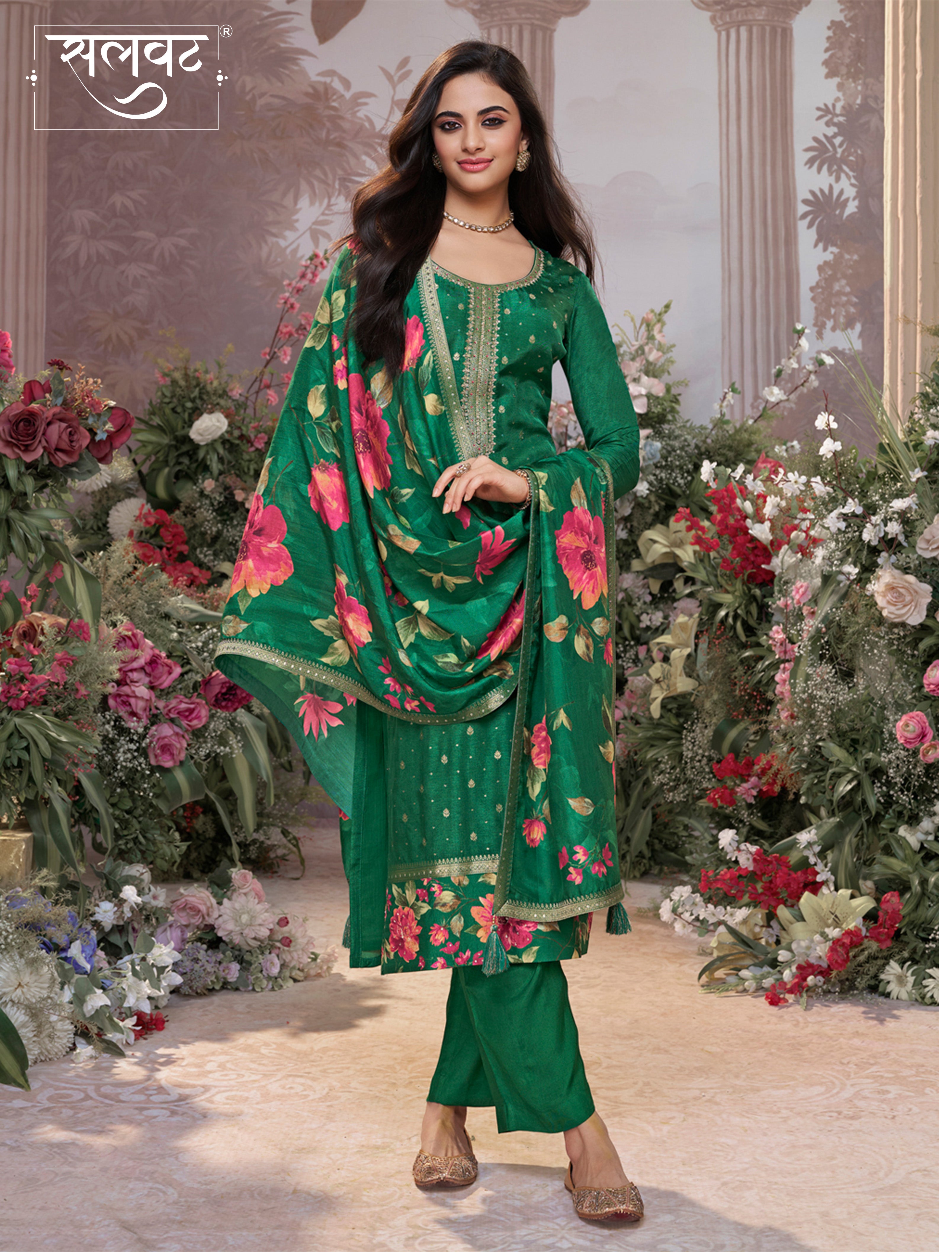 Green Dola Silk Kurta Set with Jacquard Work, Paired with a Dola Silk Digital Printed Dupatta