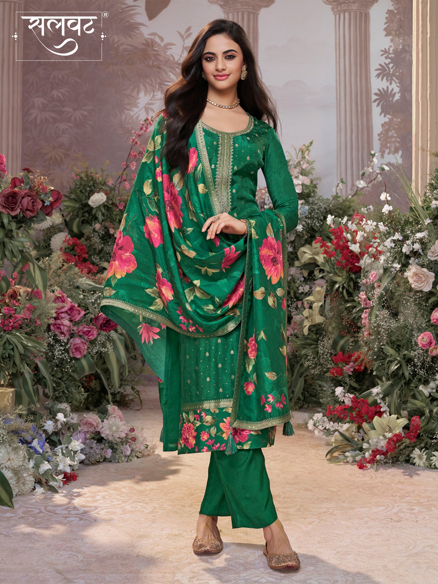 Green Dola Silk Kurta Set with Jacquard Work, Paired with a Dola Silk Digital Printed Dupatta