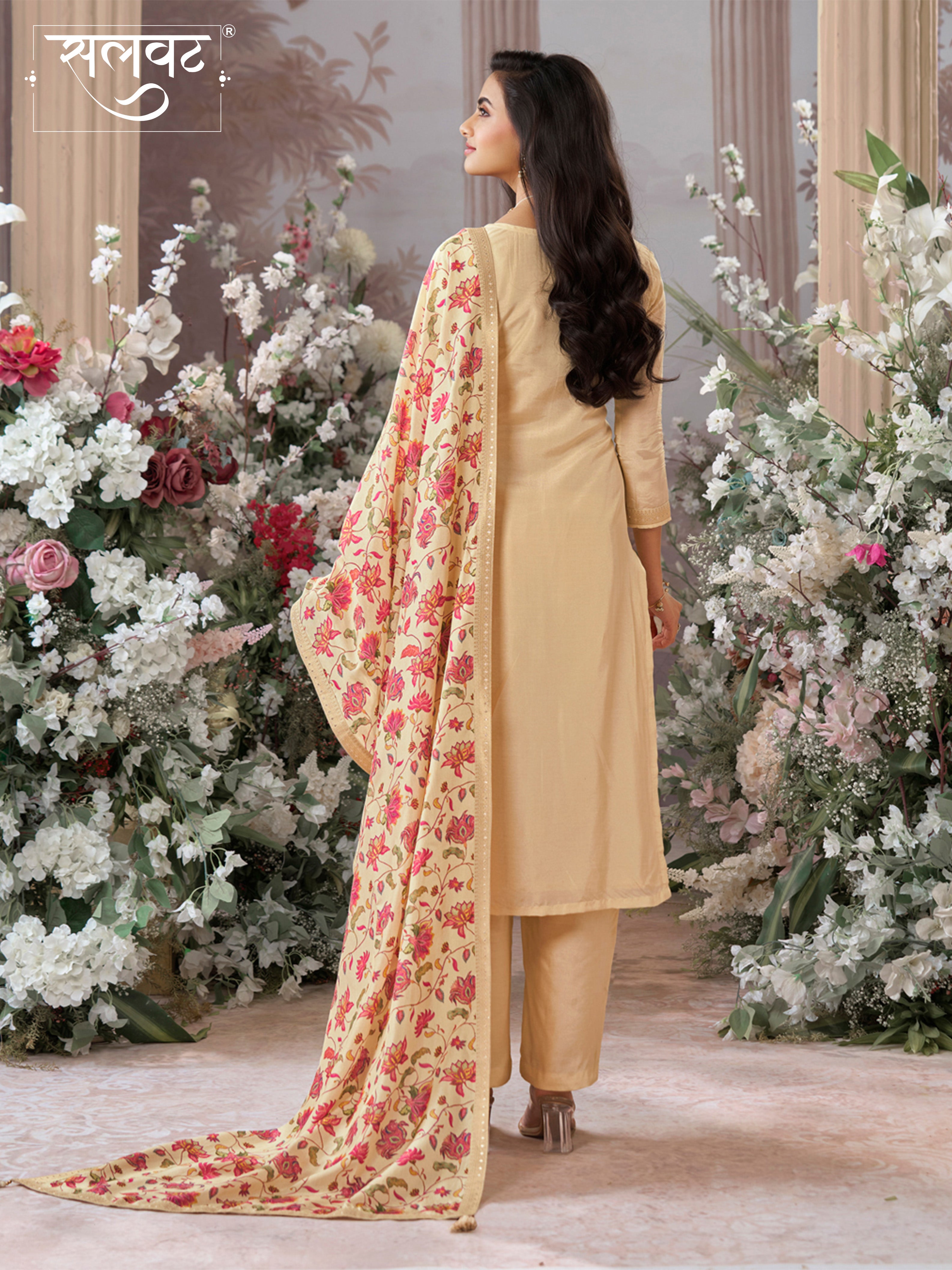 Off White Dola Silk Kurta Set with Jacquard Work, Paired with a Dola Silk Digital Printed Dupatta