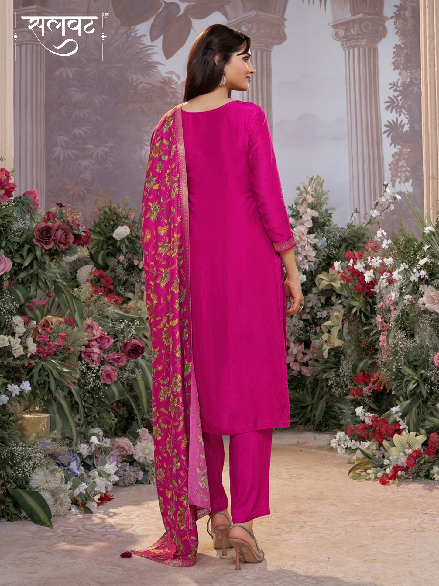 Pink Dola Silk Kurta Set with Jacquard Work, Paired with a Dola Silk Digital Printed Dupatta