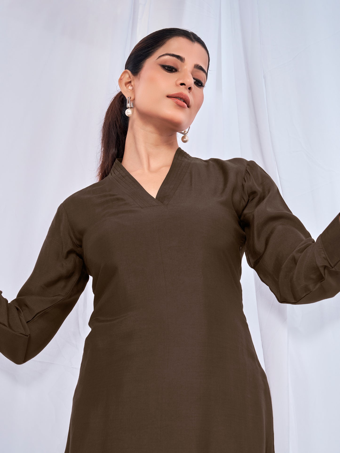 Brown coord set with subtle stitch detailing