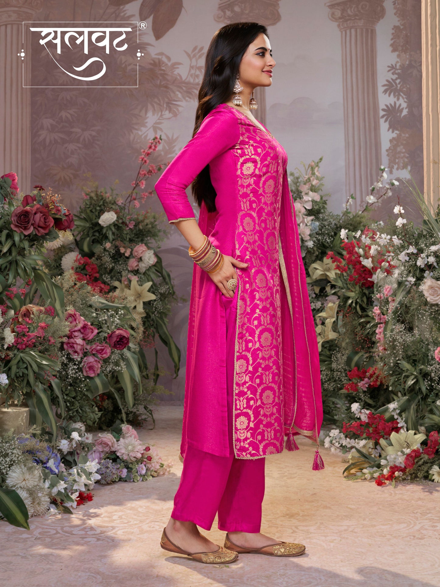 Pink Chinon Kurta Set with Jacquard and Zari Work, Paired with an Organza Dupatta