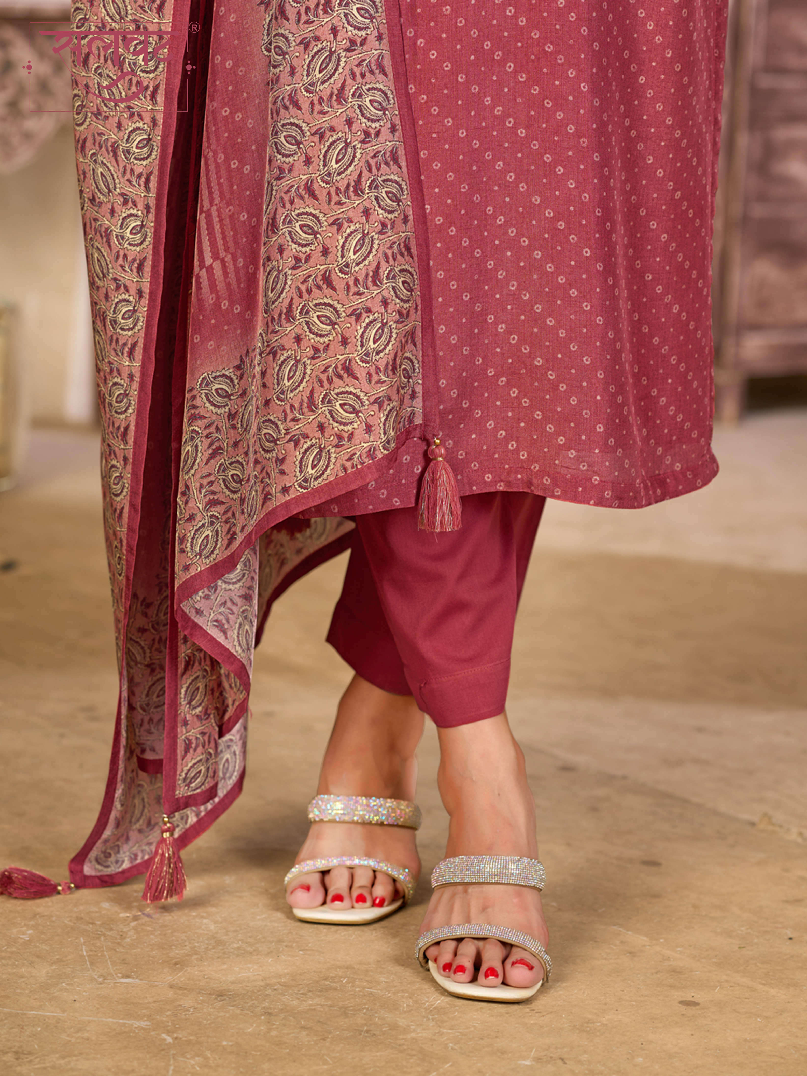 Dusty Red Viscose Kurta Set with Subtle Print and Woven Viscose Dupatta