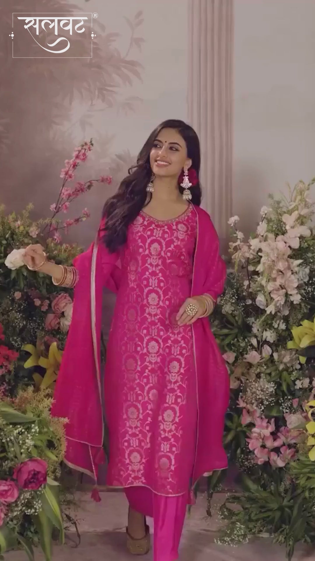 Pink Chinon Kurta Set with Jacquard and Zari Work, Paired with an Organza Dupatta