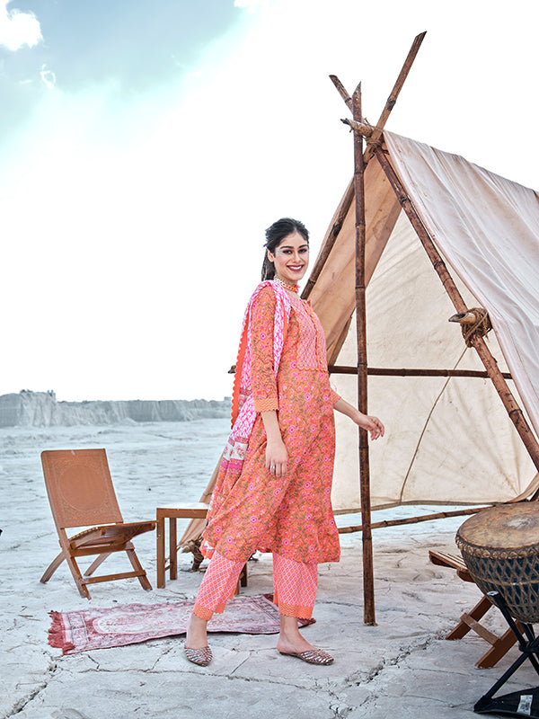 Hot Pink Embroidered Kurta Set - Salwat